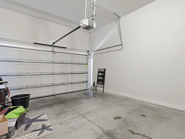 508 Altamaha St — Photo 32