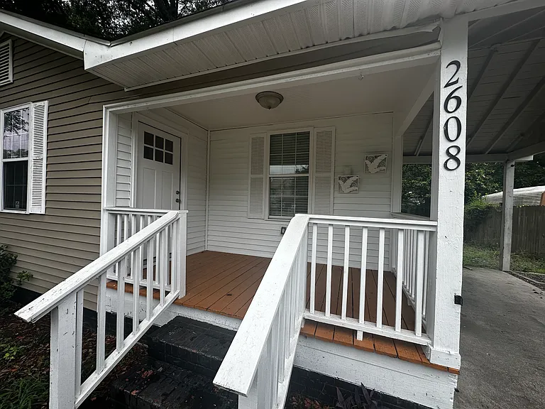 2608 S Allen Dr — Photo 1