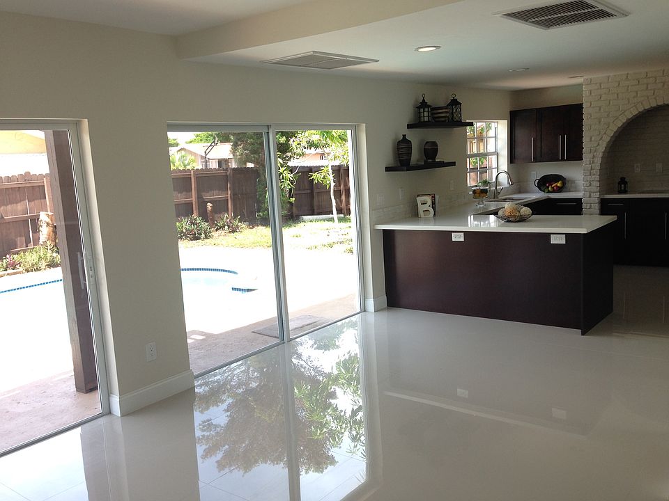 1st image of 20542 NE 8th Pl