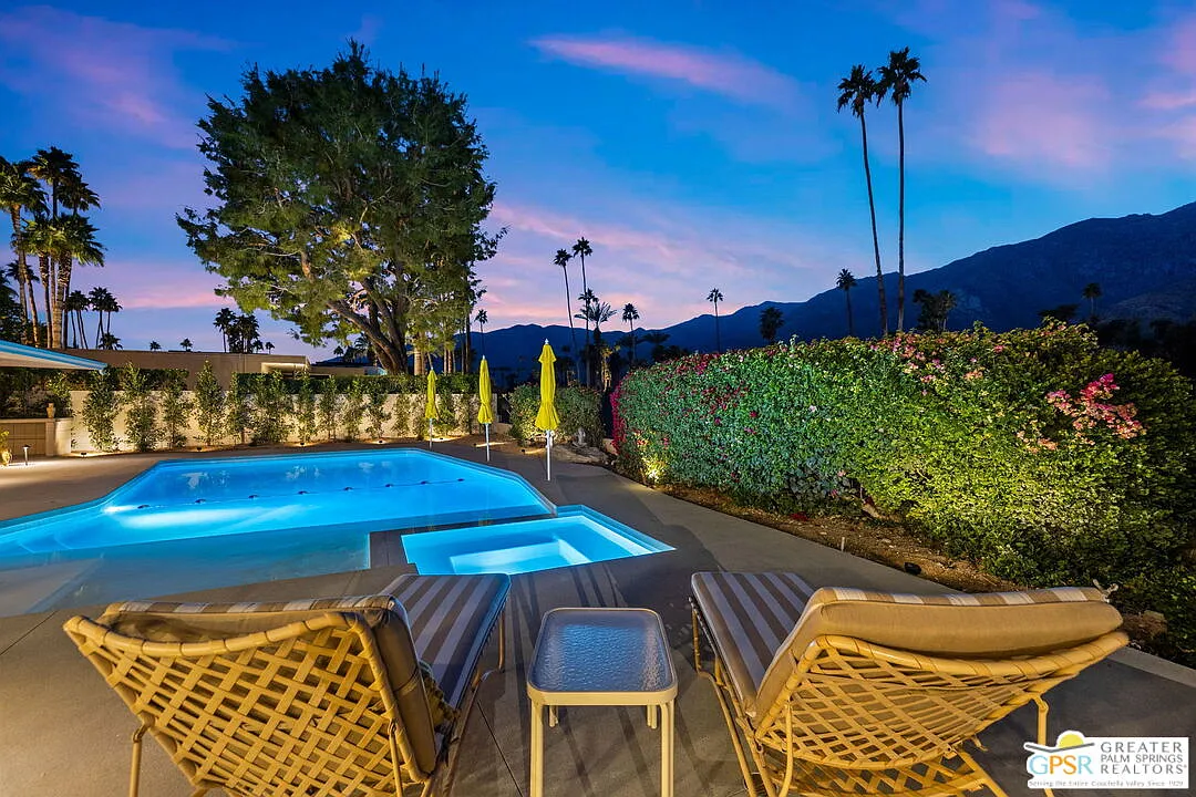 4 bed, 3.0 bath, 3206 sqft, $9,000 — Photo 3