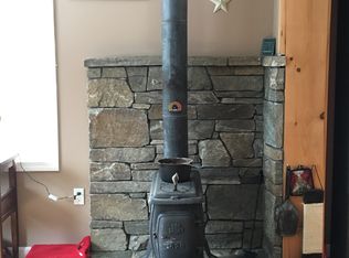 1540 Plains Rd, Perkinsville, VT 05151