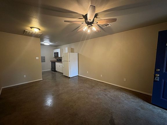 2nd image of 1429 Summers St