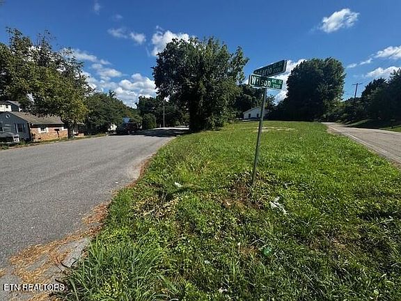 2nd image of 2739 Wilson Ave