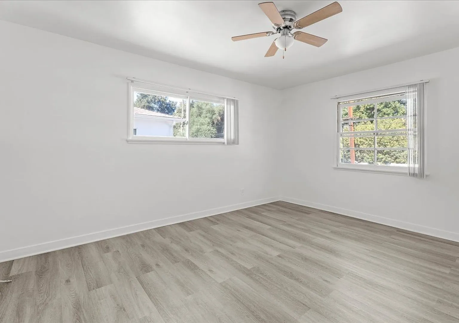 5306 Radford (#553) — Photo 3
