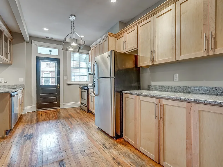 2706 W Main St #B — Photo 11