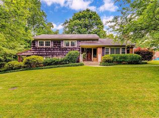 610 Shawnee Rd, Greensboro, NC 27403