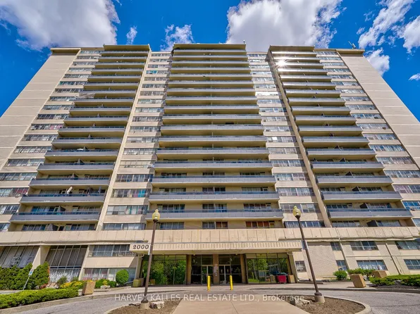 2000 Sheppard Ave W, Toronto, ON