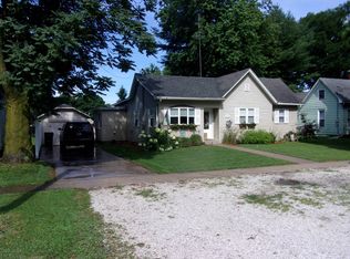 360 S Congress St, Rushville, IL 62681