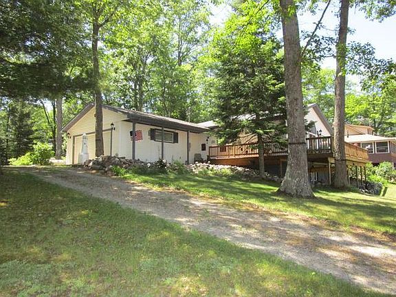4th image of 3889 Miller Dr
