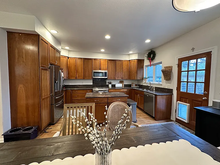 2411 S Race St — Photo 10