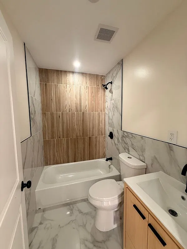4 bed, 1.5 bath, 1250 sqft, $3,000 — Photo 2