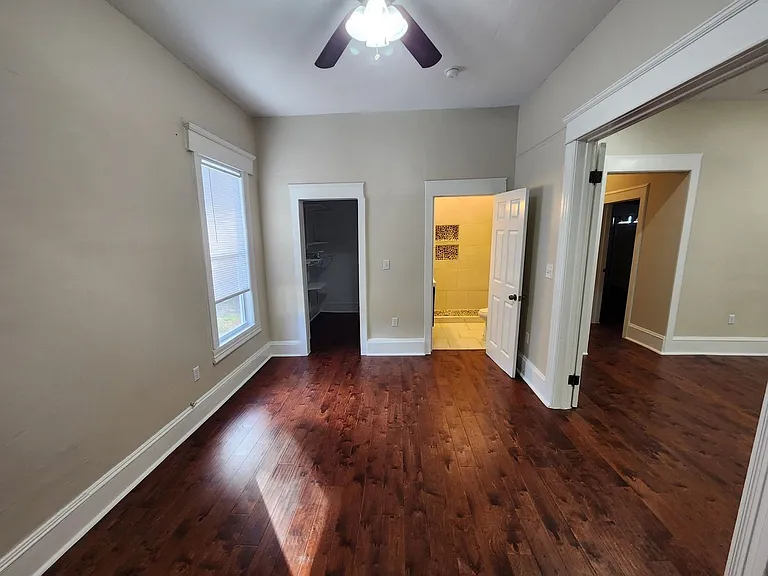 2812 N Morgan St — Photo 6