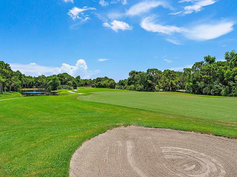 8485 SE Palm Hammock Ln — Photo 45