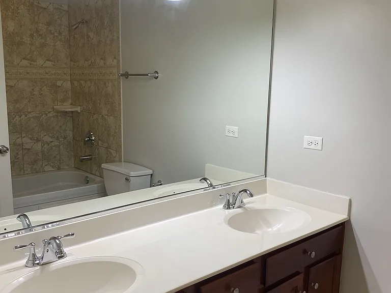 4222 S Indiana Ave #1 — Photo 15