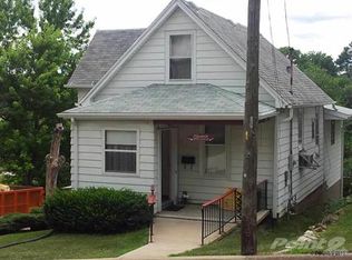 1372 Reeder St, Dubuque, IA 52001