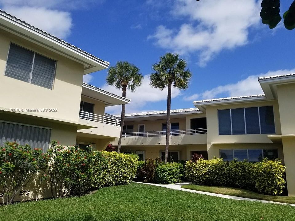 2nd image of 80 Park Dr APT 1