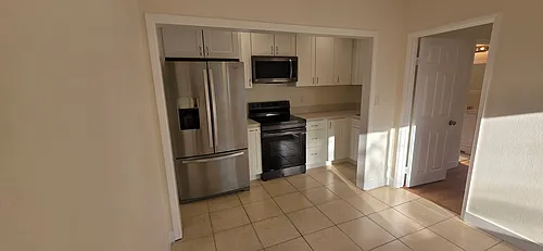 242 E View St #1 Photo 1