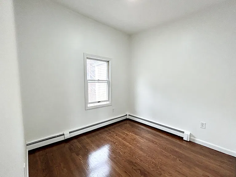269 Bolton St #2B — Photo 4
