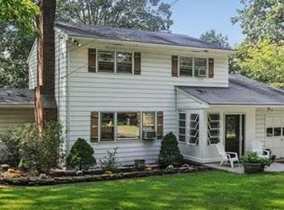 658 Montgomery Rd, Hillsborough, NJ 08844