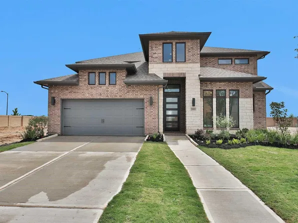 2811 Pathway Crest Ln, Webster, TX 77598