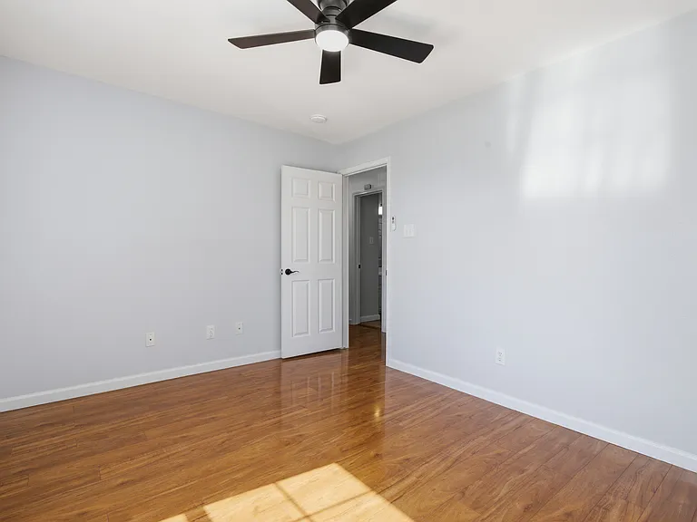 2114 Rustic Ridge Dr — Photo 10