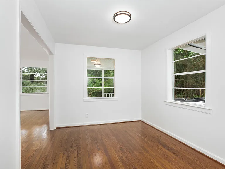 724 Rose Dr — Photo 18