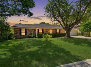 933 Lazy Trl, New Braunfels, TX 78130