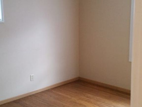 5th image of 2316 Lawndale Ave