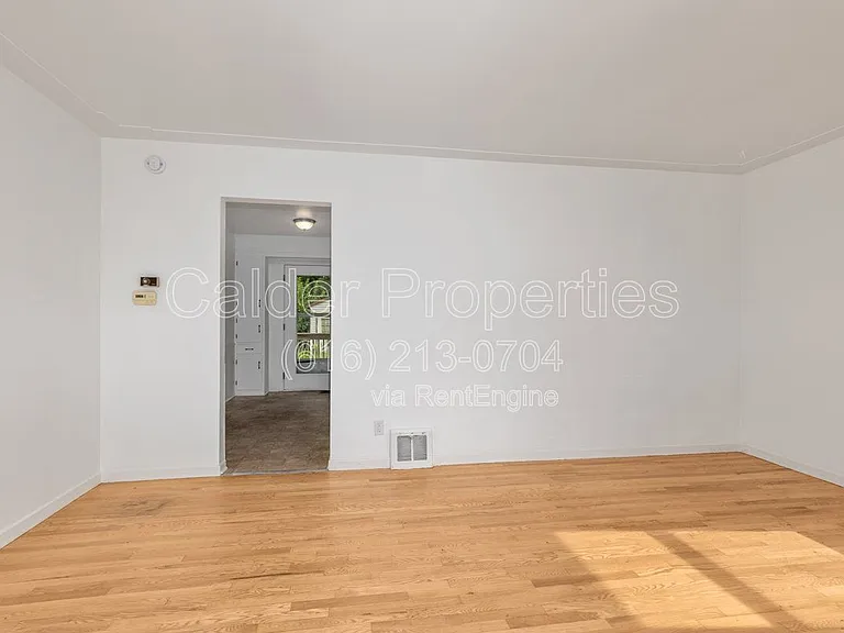 105 Morning Glory St SW — Photo 5