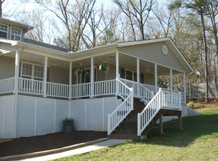 1601 Cody Rd, Mount Airy, GA 30563