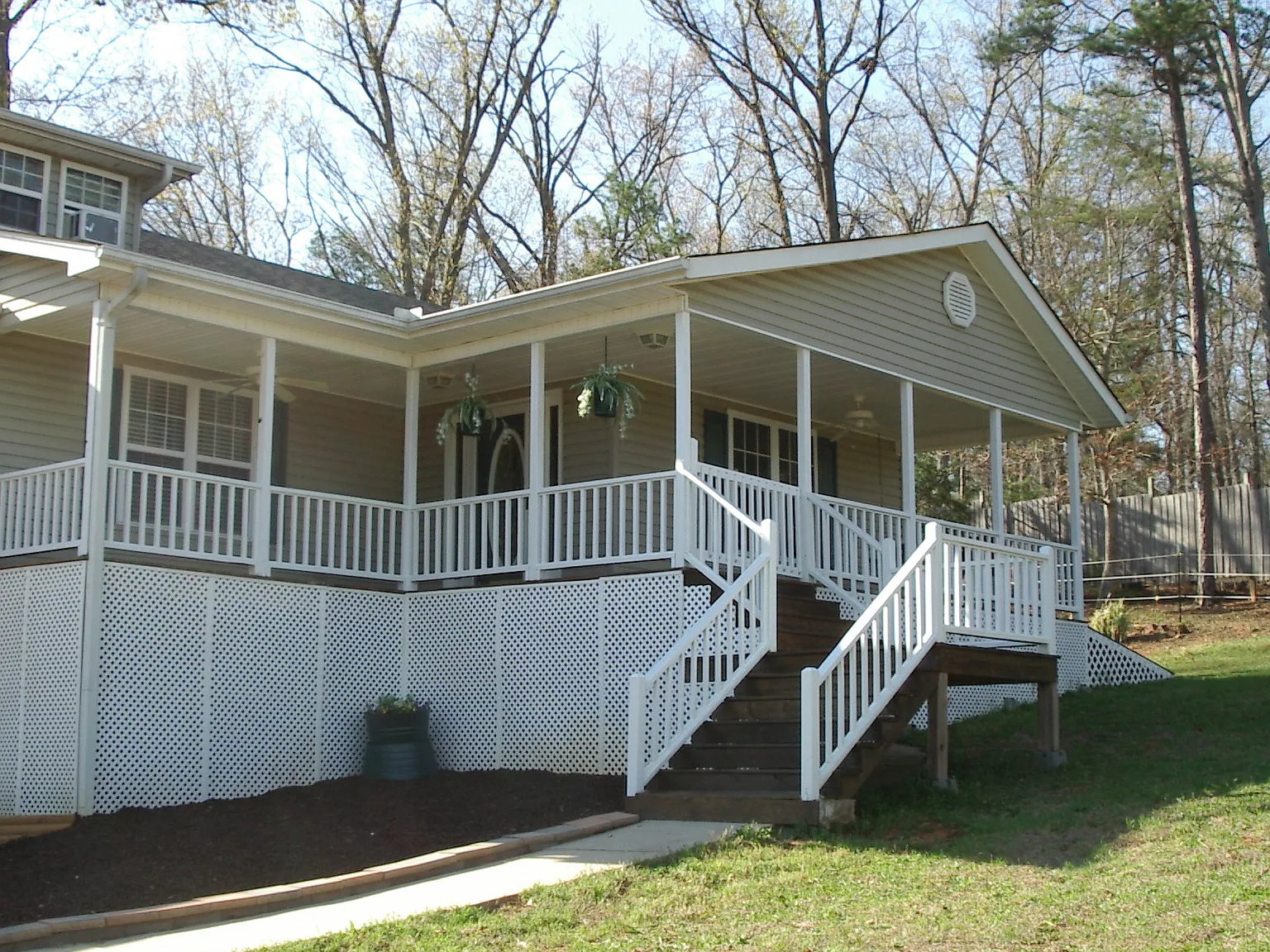 1601 Cody Rd photo 1