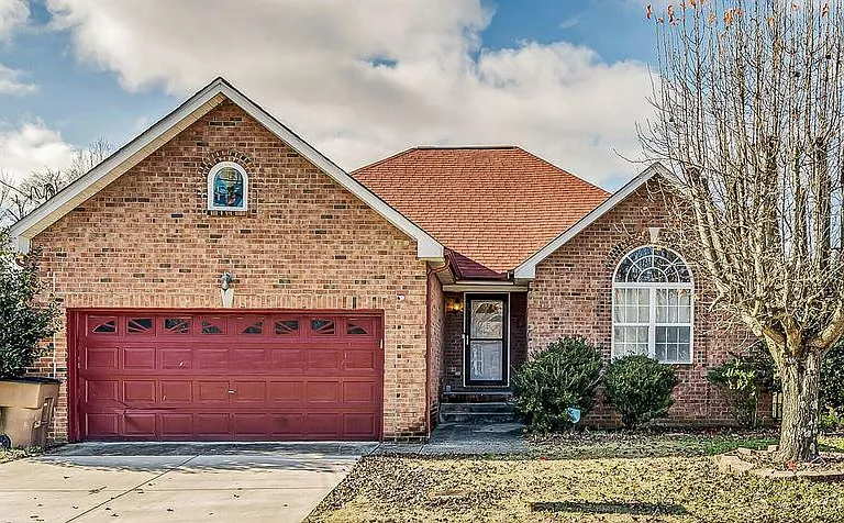 1005 Waverunner Dr — Photo 1