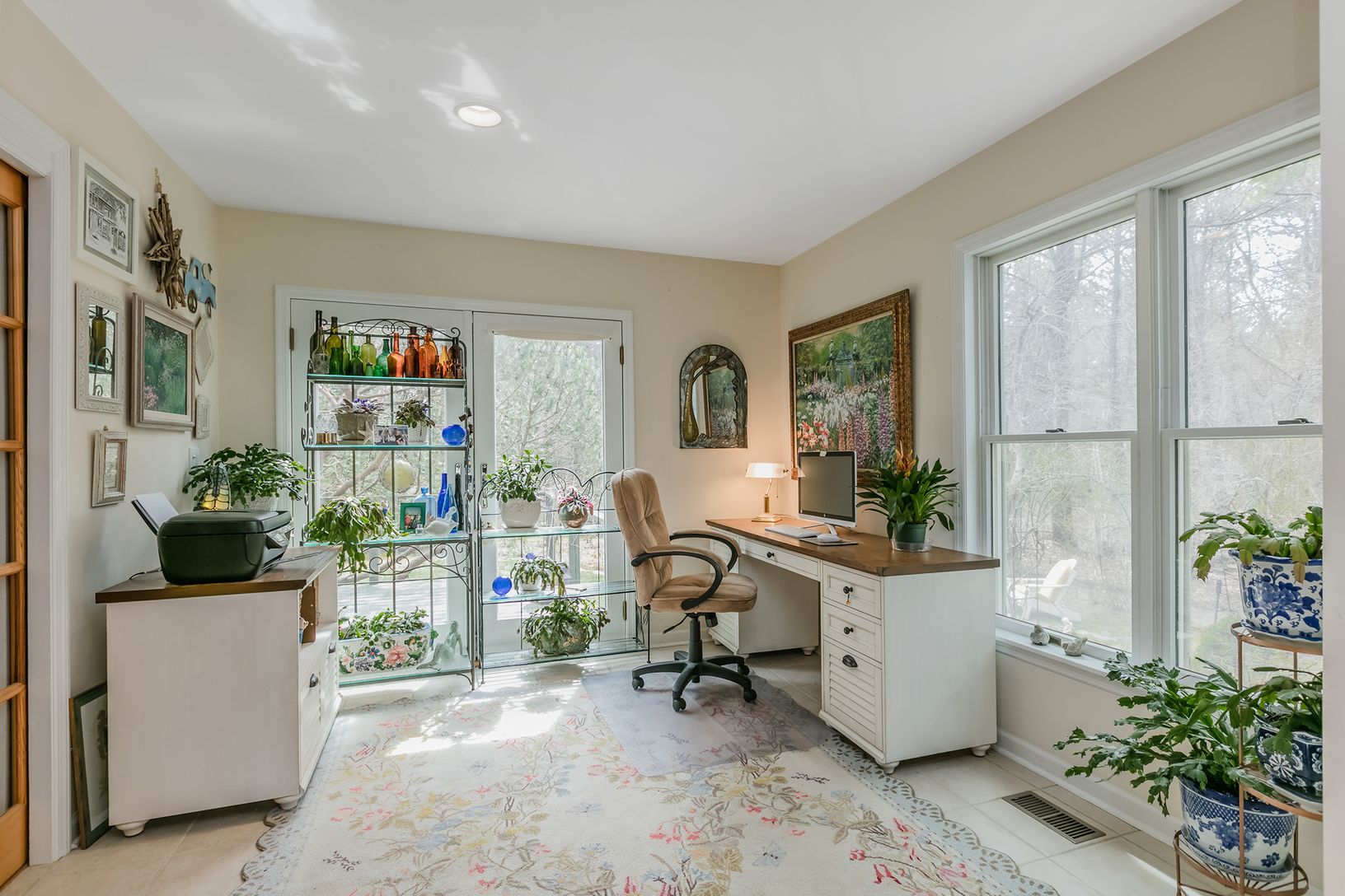  Home Office or Additional Guest Bedroom