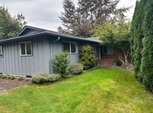 776 66th St, Springfield, OR 97478