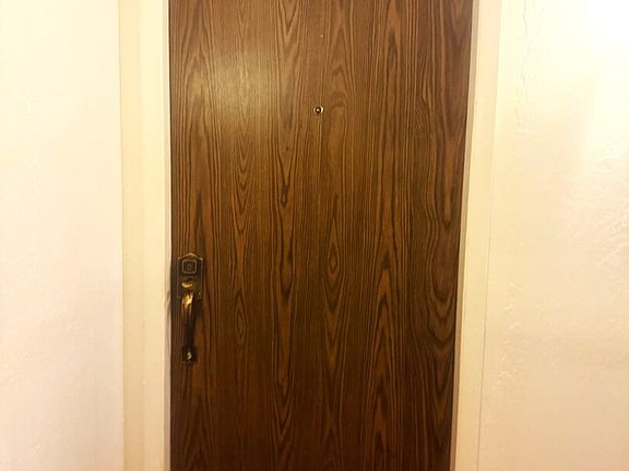 4th image of 327 Wildberry Ct Unit D2