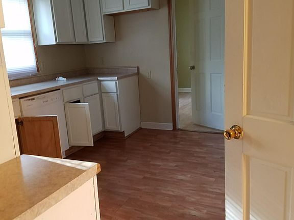 5th image of 711 Edmund Ave