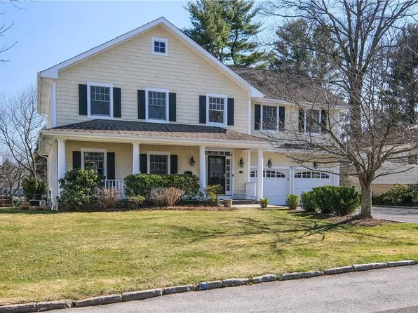 32 Farragut Road, Scarsdale, NY 10583