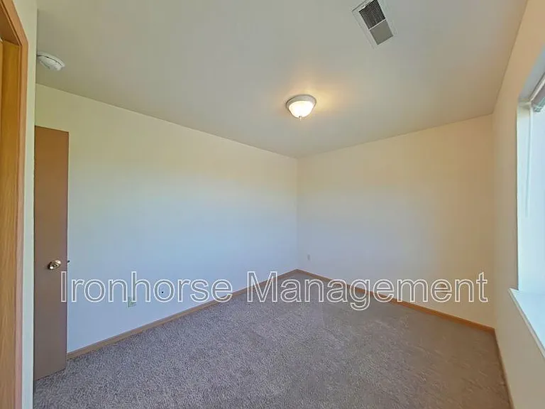 2471 Wheeler Dr #D — Photo 16