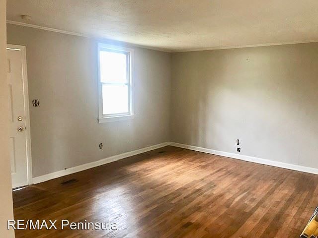 1st image of 647 Bellwood Rd APT C