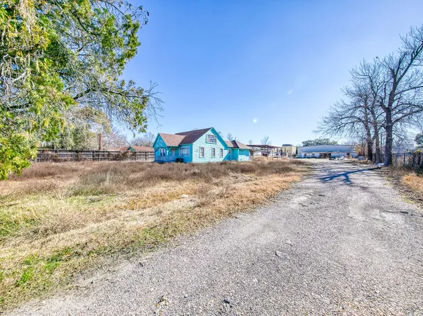 302 E Rogers St, Houston, TX 77022