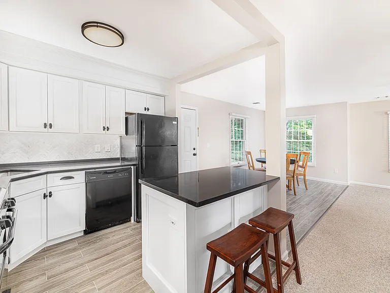 177 Stonyridge Dr #177 — Photo 6