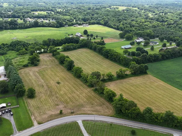 3126 Greens Mill Rd, Spring Hill, TN 37174