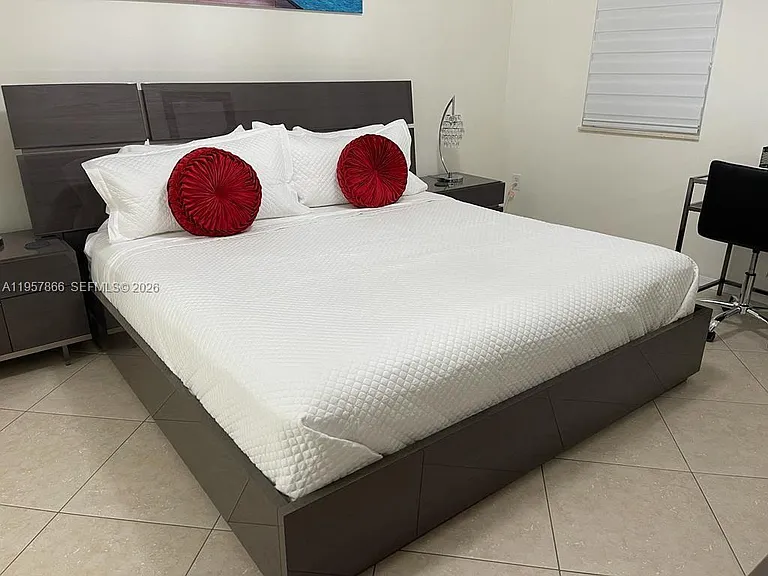 2080 S Ocean Dr #303 — Photo 37