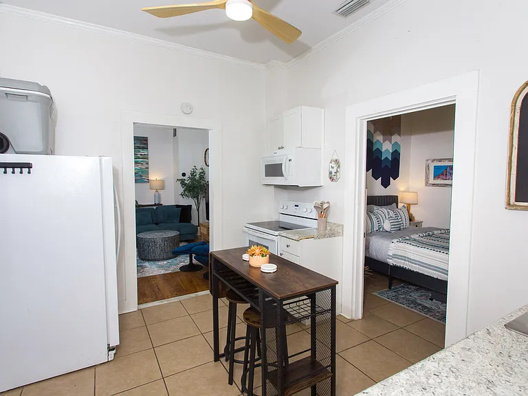 608 N 9th Ave #2 — Photo 15