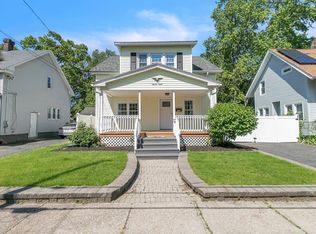 28 Warrenton St, Springfield, MA 01109