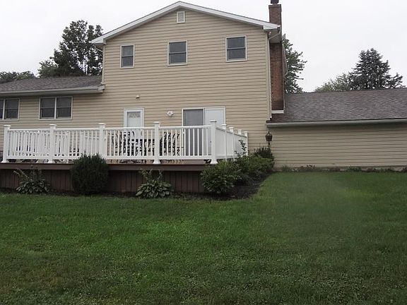 3rd image of 338 Hillcrest Ave