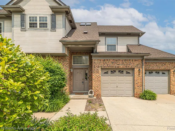 7127 Copper Creek Cir, Canton, MI 48187