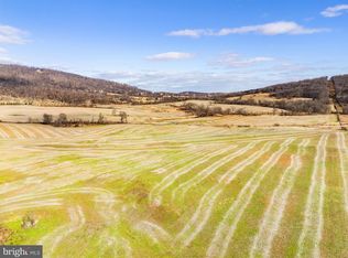 1041 Winchester Rd, Paris, VA 20130