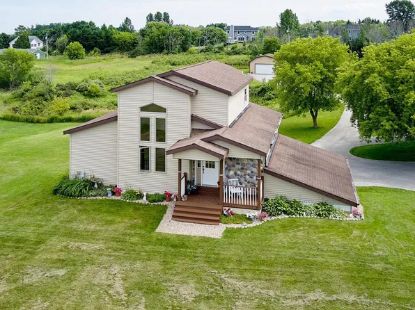 277 Joans COURT, Cedar Grove, WI 53013