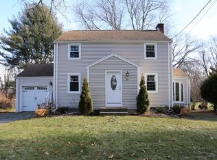 30 Brookside Rd, Needham, MA 02492